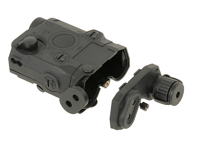 AN/PEQ-15 Attrappen-Box
