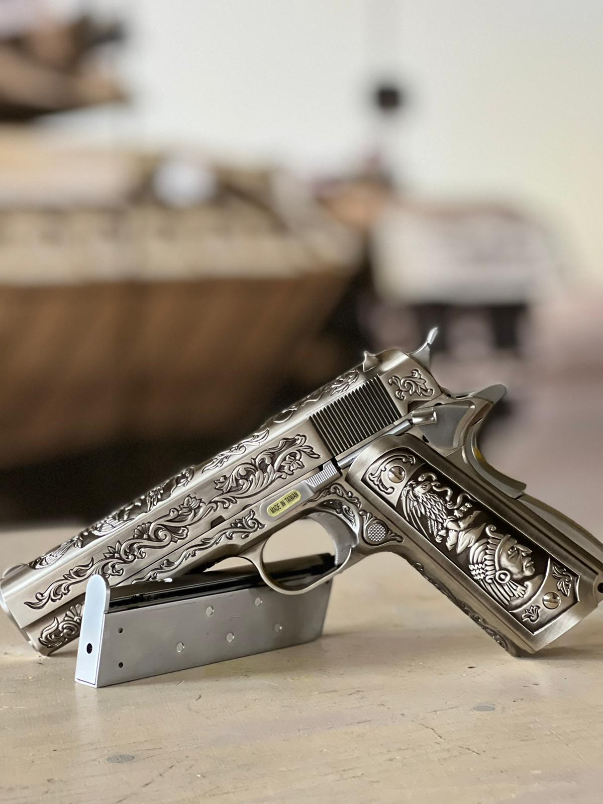 Airsoft Pistole WE M1911 Etched Metall GBB 6 mm Silber